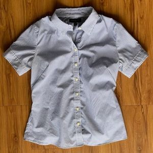 Banana Republic womens button down shirt Size 10